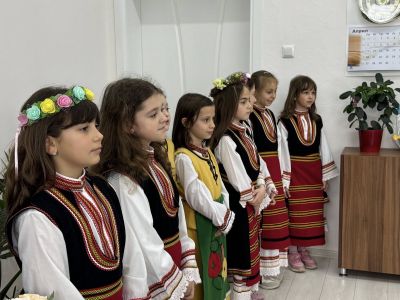 ЛАЗАРКИ - ОУ Свети Паисий Хилендарски - Казанлък