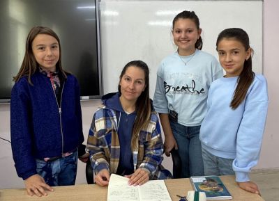 ПЪРВИ ЦВЕТЕН ПЕТЪК - КОД СИНЬО - ОУ Свети Паисий Хилендарски - Казанлък